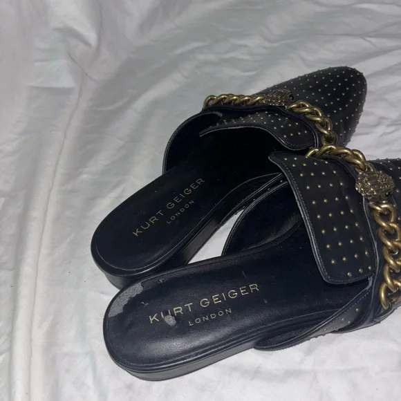 Kurt Geiger Black Mules with Gold Chain Detail 40.5 - Picture 3 of 6
